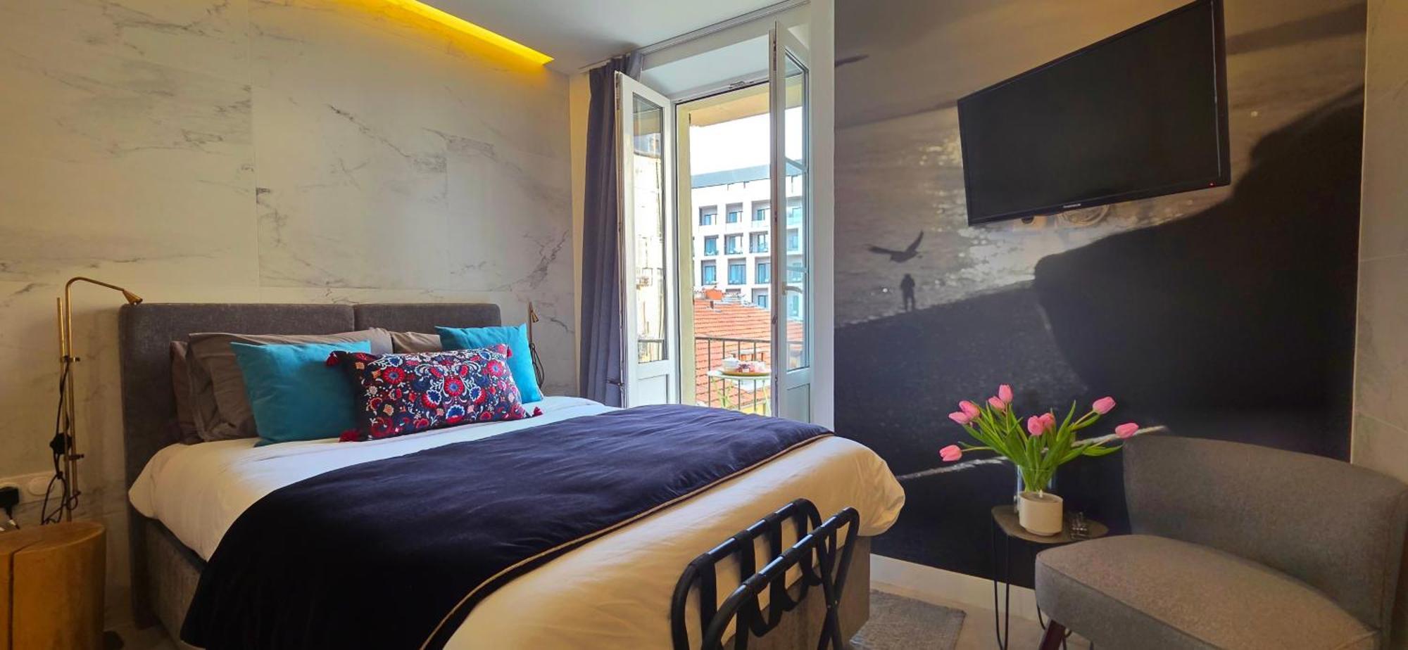 Suite Balcony,1742637859:JPEG